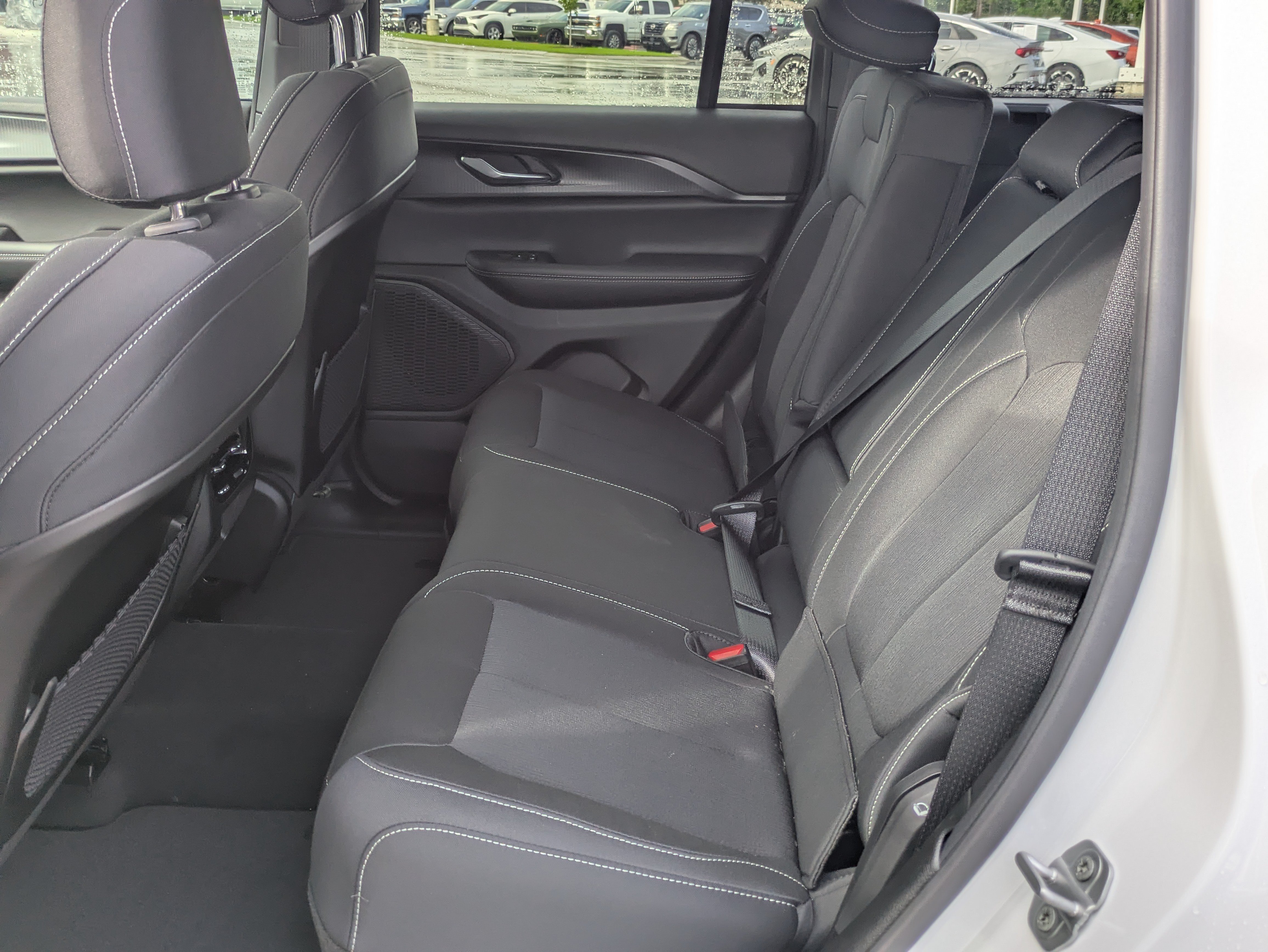 New 2026 Jeep Grand Cherokee Laredo RWD image 13