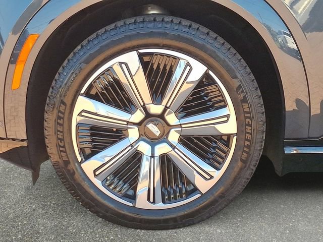 New 2025 Cadillac Escalade IQ Luxury 1 AWD/4WD image 8