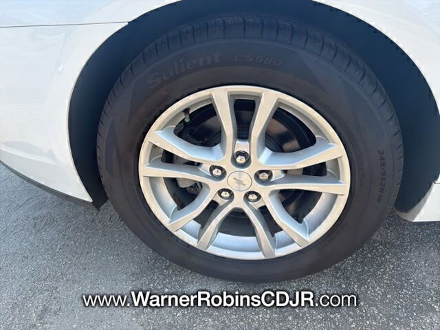 Used 2015 Chevrolet Camaro LS RWD image 6