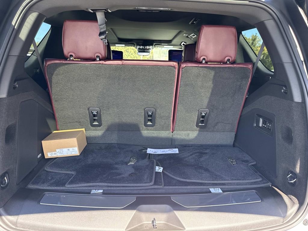 New 2026 Cadillac Escalade Luxury w/ Touring Package image 11