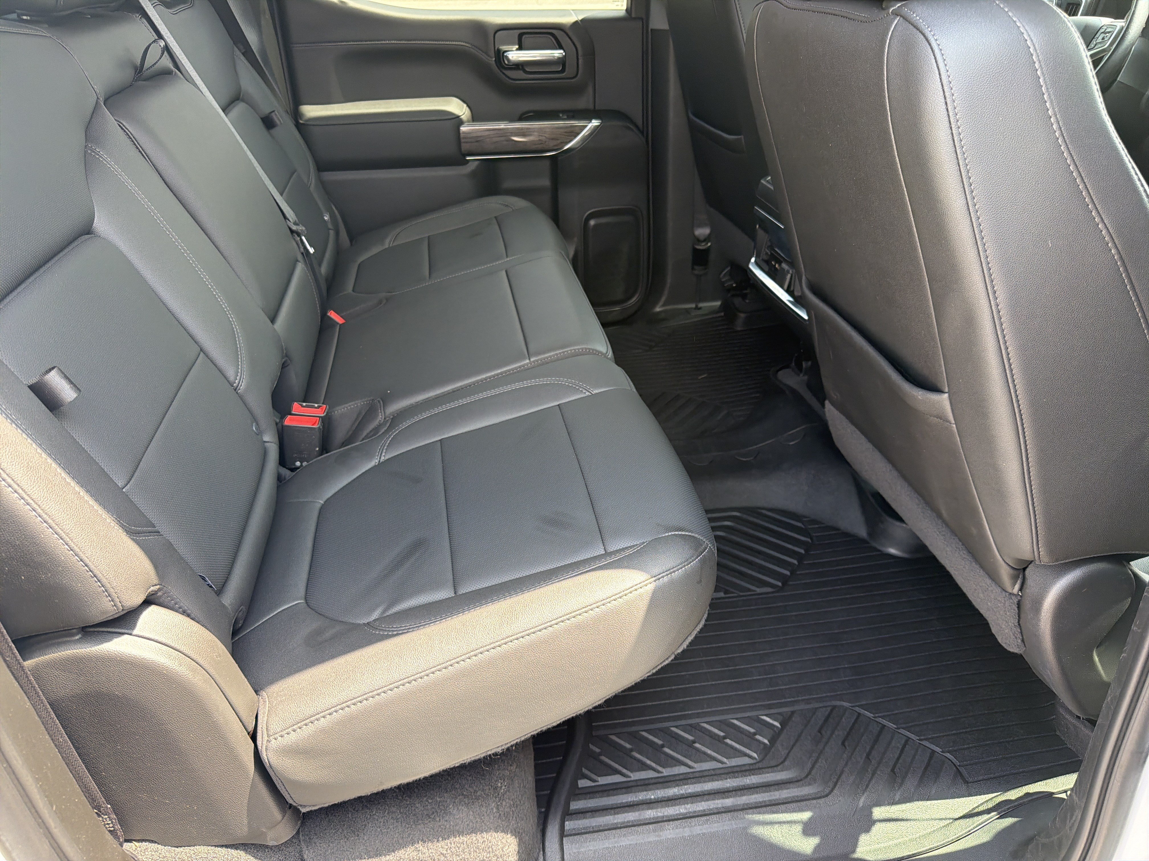 Used 2022 Chevrolet Silverado 1500 LTZ w/ LTZ Premium Package AWD/4WD image 16