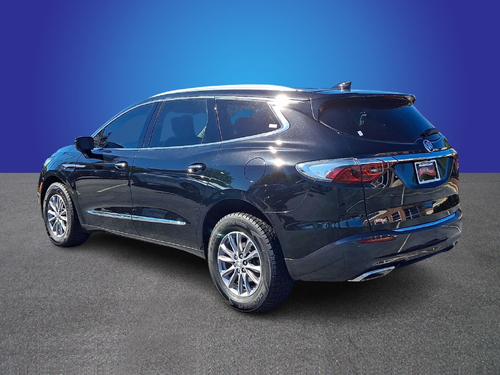 Used 2023 Buick Enclave Essence AWD/4WD image 6