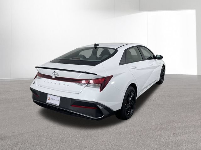 New 2026 Hyundai Elantra Sport FWD image 12