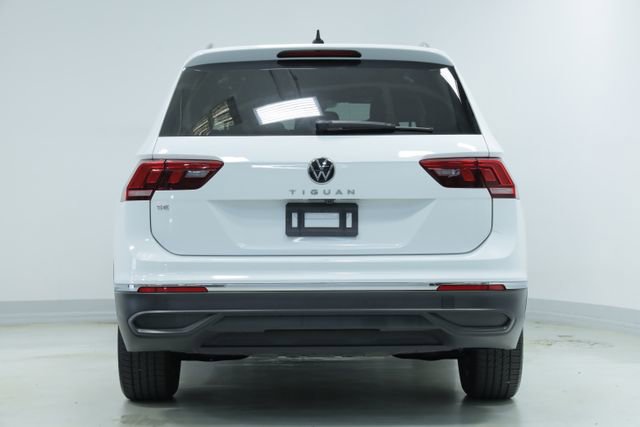 Used 2024 Volkswagen Tiguan SE image 7