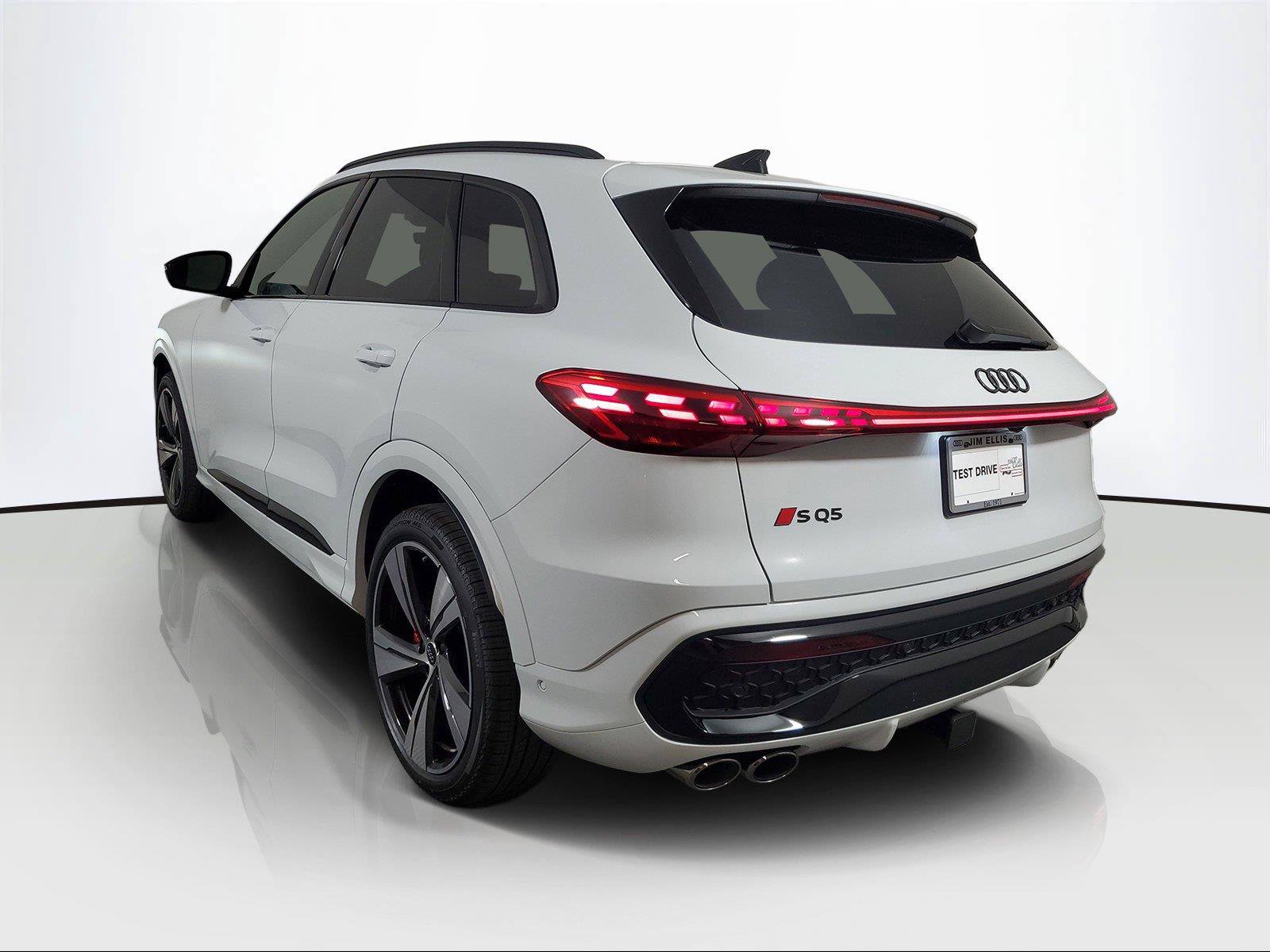New 2026 Audi SQ5 Premium Plus AWD/4WD image 4
