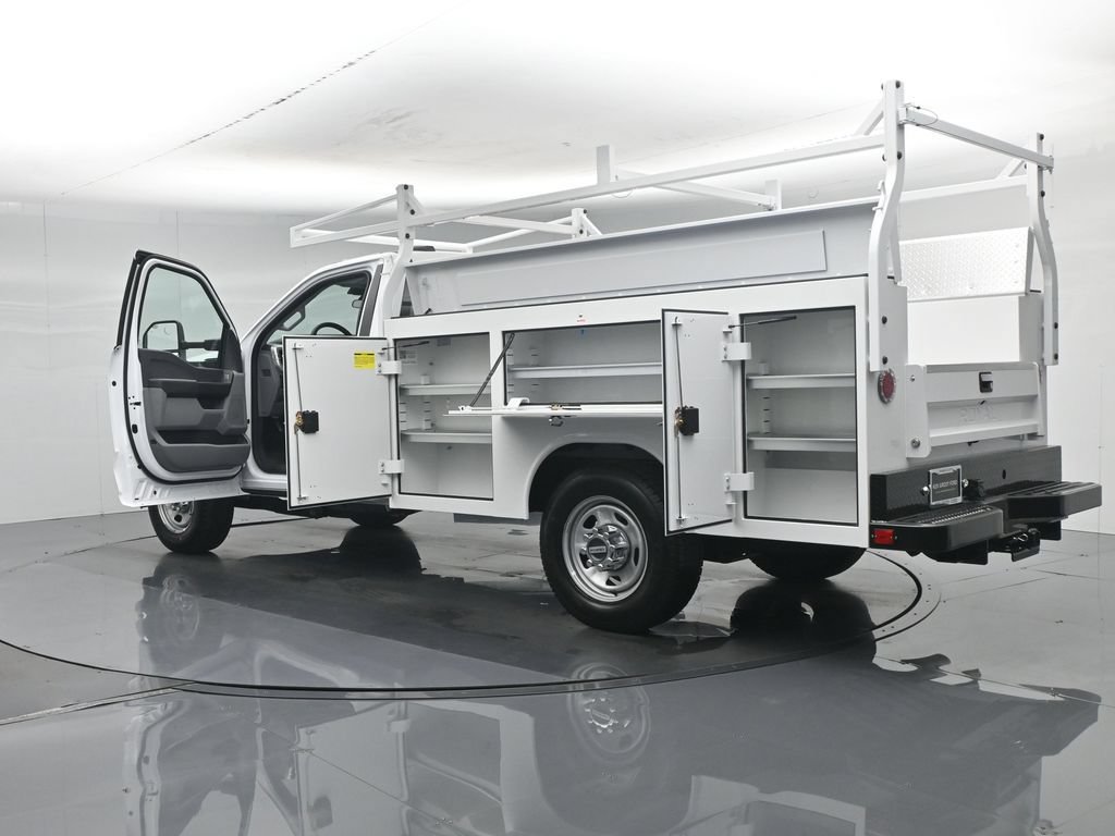 New 2026 Ford F350 XL w/ XL Chrome Package RWD image 36