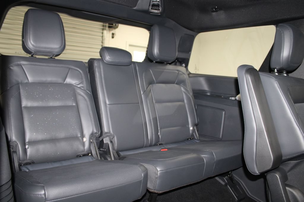 New 2027 Lincoln Navigator Reserve w/ Jet Appearance Package AWD/4WD image 28