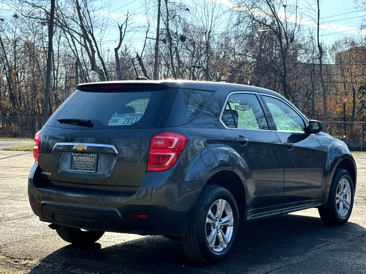 Used 2017 Chevrolet Equinox LS image 5