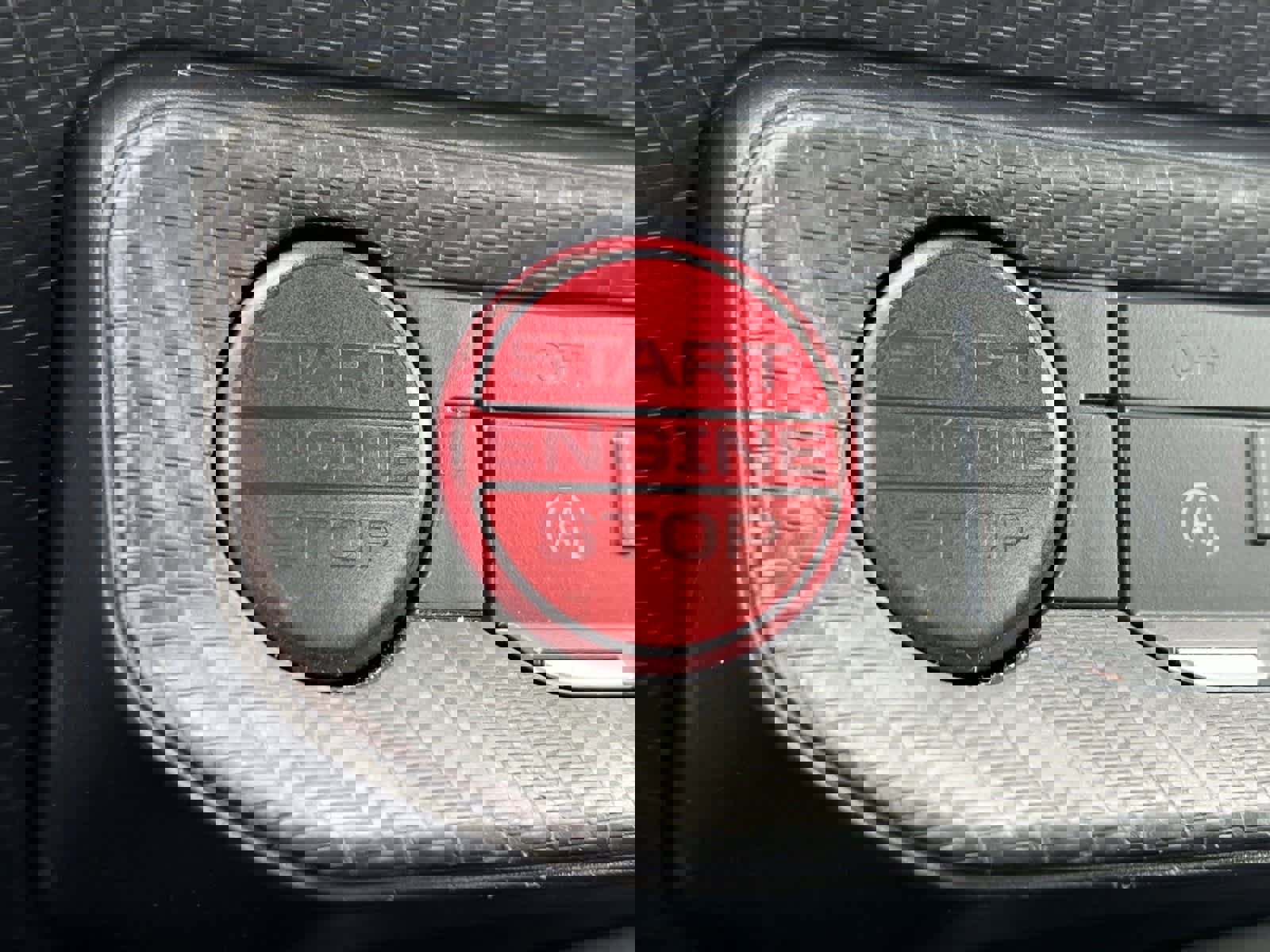 Used 2024 Ford Mustang Coupe image 21