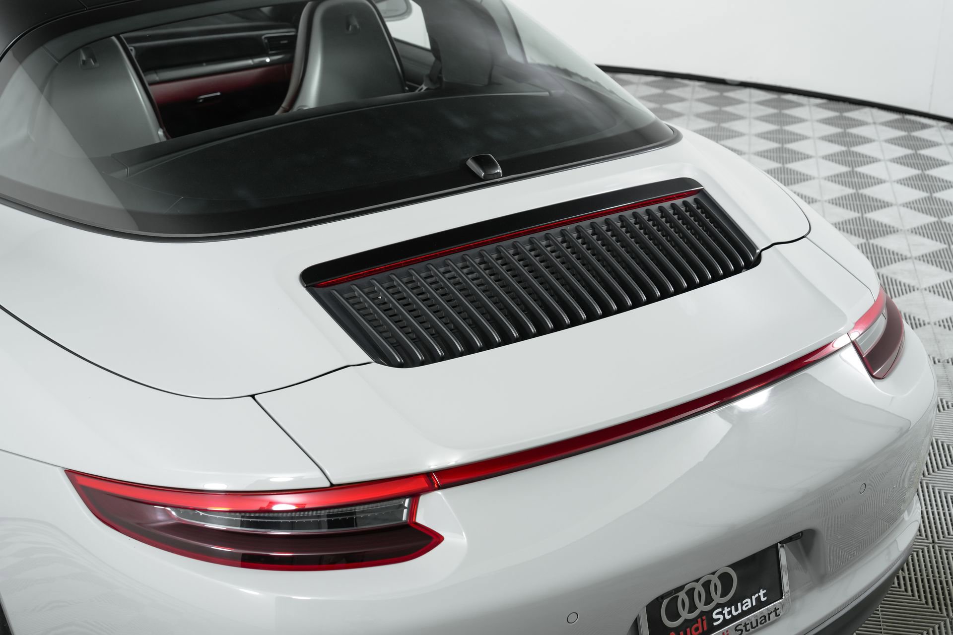 Used 2018 Porsche 911 Targa 4 GTS image 52