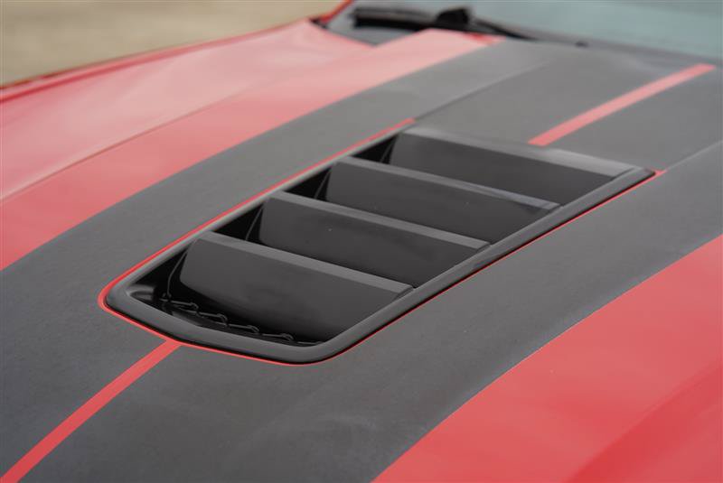 Used 2015 Chevrolet Camaro SS w/ RS Package RWD image 32