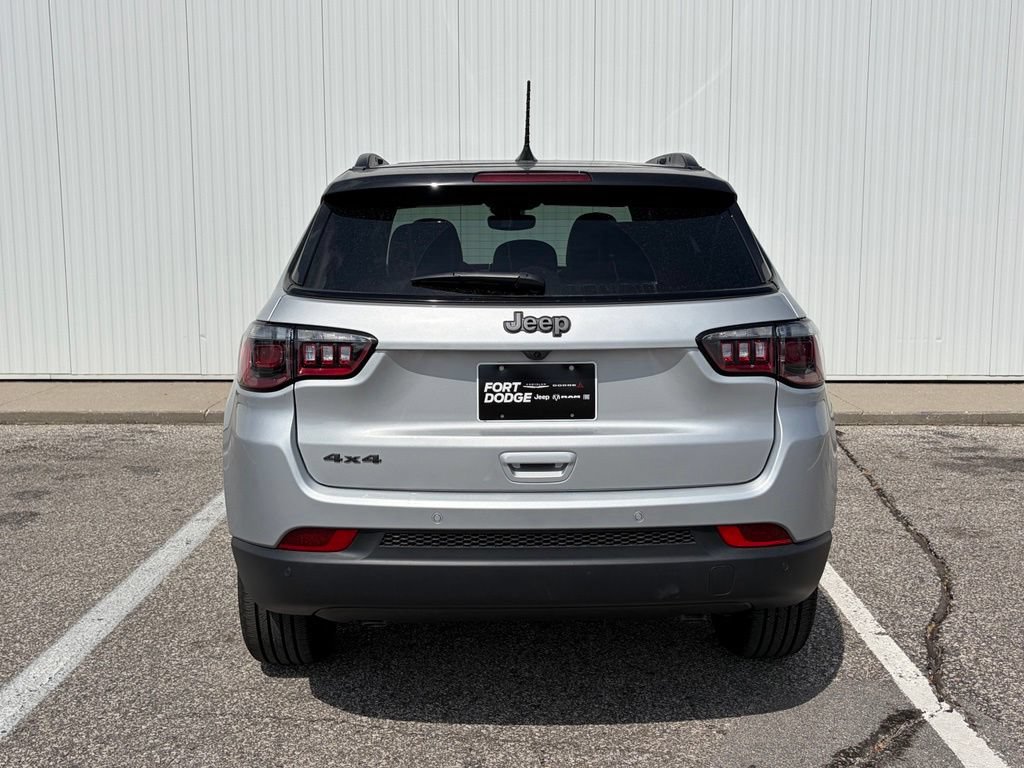 New 2026 Jeep Compass Limited w/ Sun, Sound & Navigation Group AWD/4WD image 5