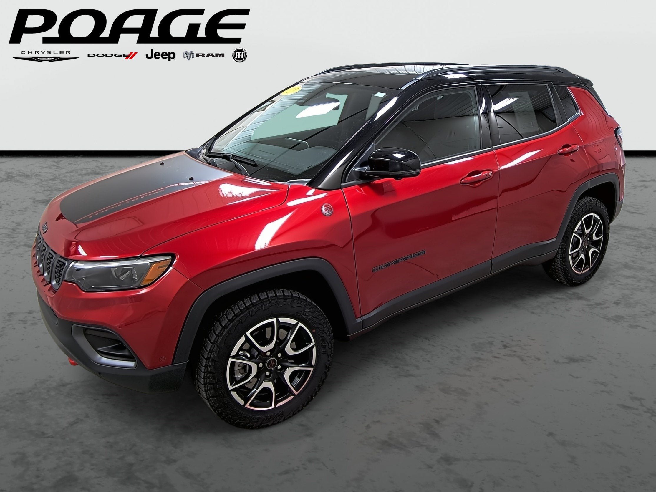Used 2025 Jeep Compass Trailhawk w/ Trailhawk Elite Group AWD/4WD image 1