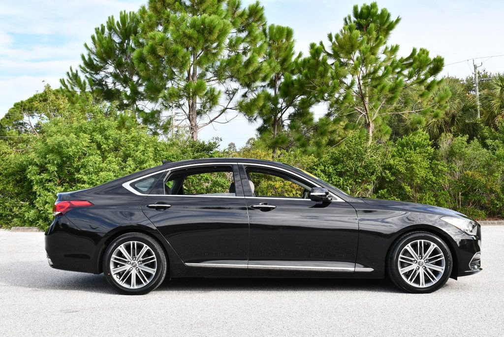 Used 2018 Genesis G80 3.8 w/ Option Group 02 RWD image 7