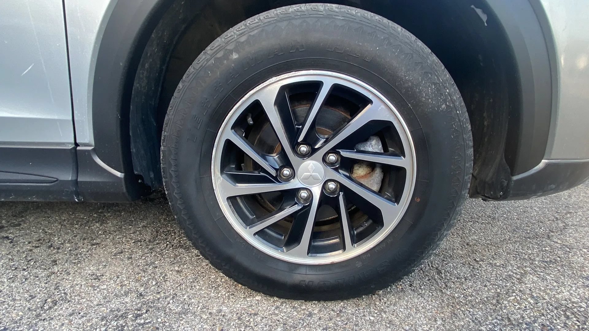 Used 2020 Mitsubishi Eclipse Cross ES FWD image 19