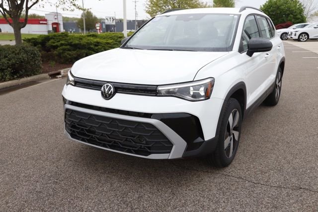 Used 2025 Volkswagen Taos S AWD/4WD image 10