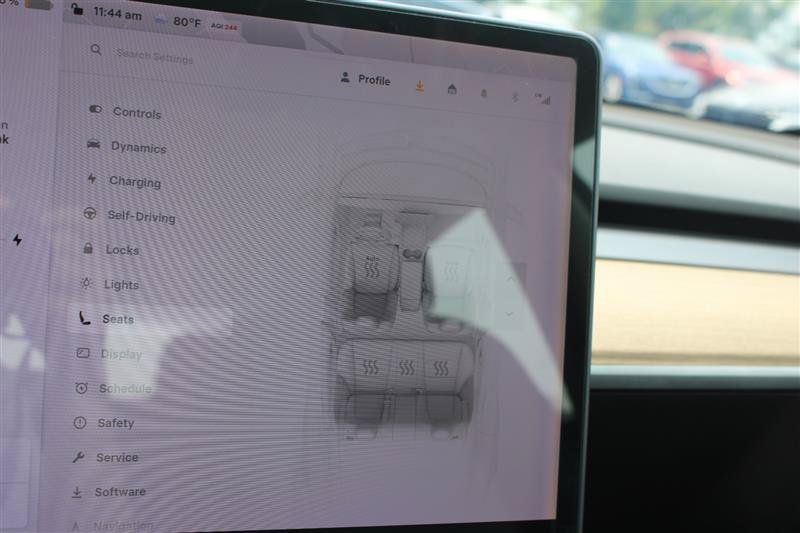 Used 2018 Tesla Model 3 Long Range RWD image 16