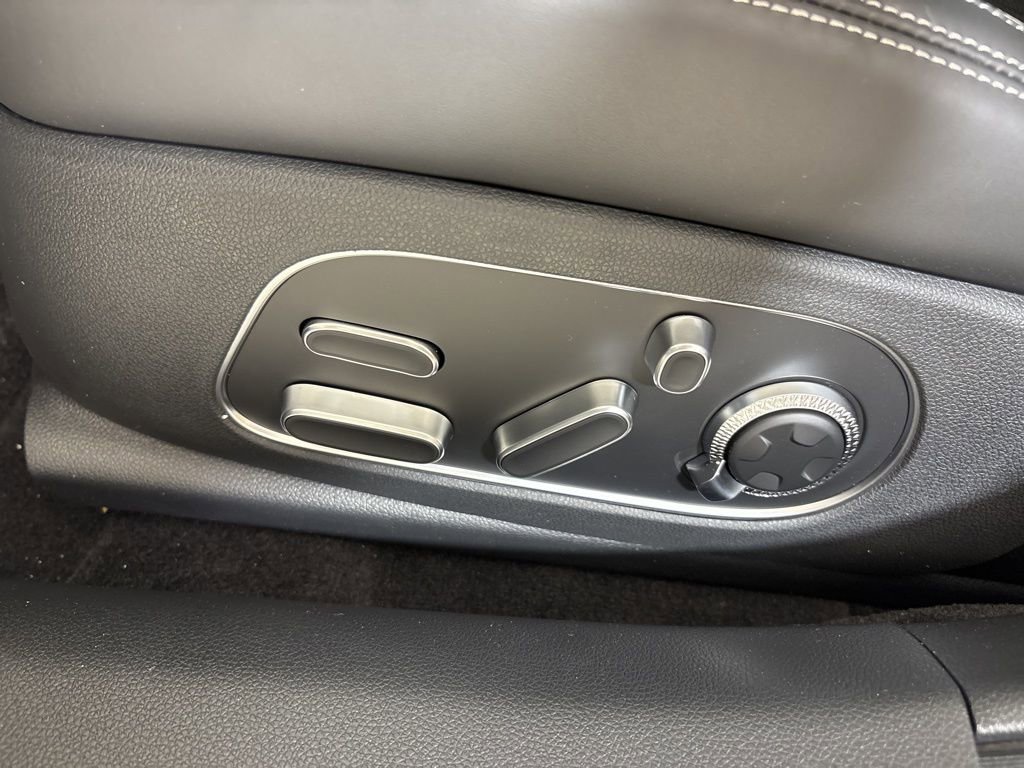 New 2026 Genesis G90 3.5T AWD/4WD image 14