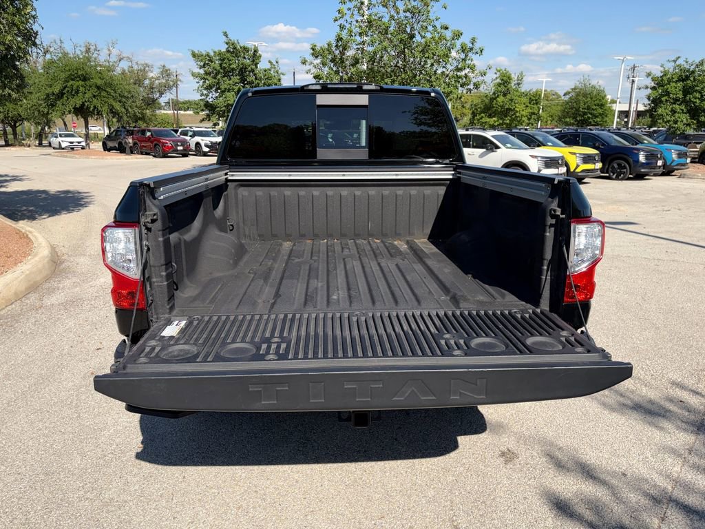 Used 2024 Nissan Titan SV w/ SV Convenience Package AWD/4WD image 30