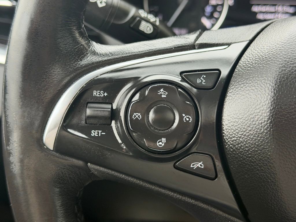 Used 2021 Buick Enclave Avenir w/ Avenir Technology Package AWD/4WD image 19