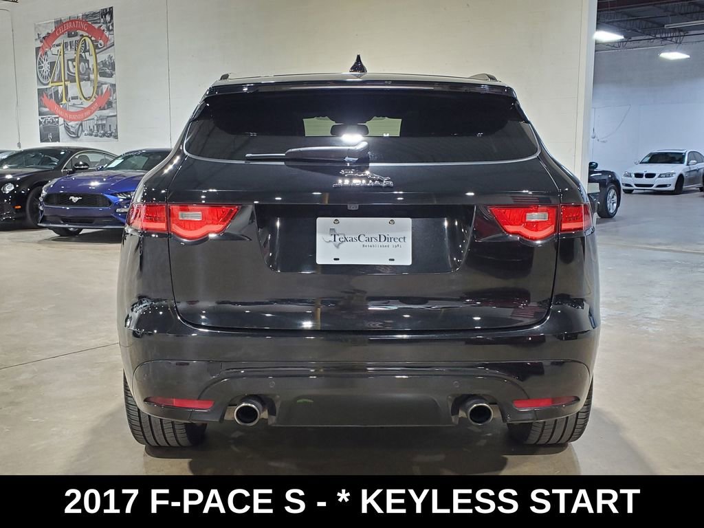 Used 2017 Jaguar F-PACE S image 10
