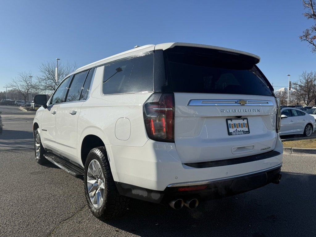 Used 2023 Chevrolet Suburban Premier image 5