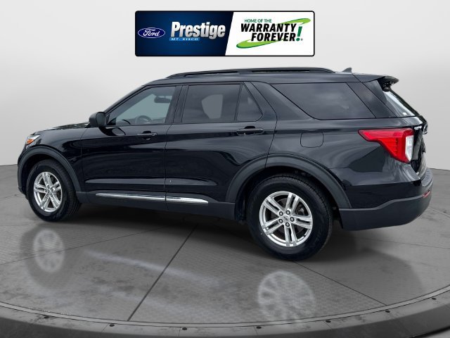 Used 2021 Ford Explorer XLT RWD image 6