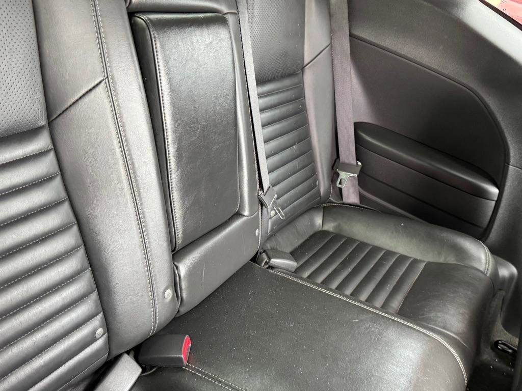 Used 2010 Dodge Challenger R/T RWD image 15