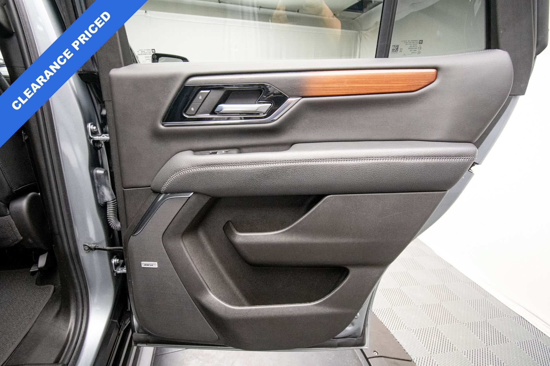 Used 2025 GMC Yukon Denali AWD/4WD image 29