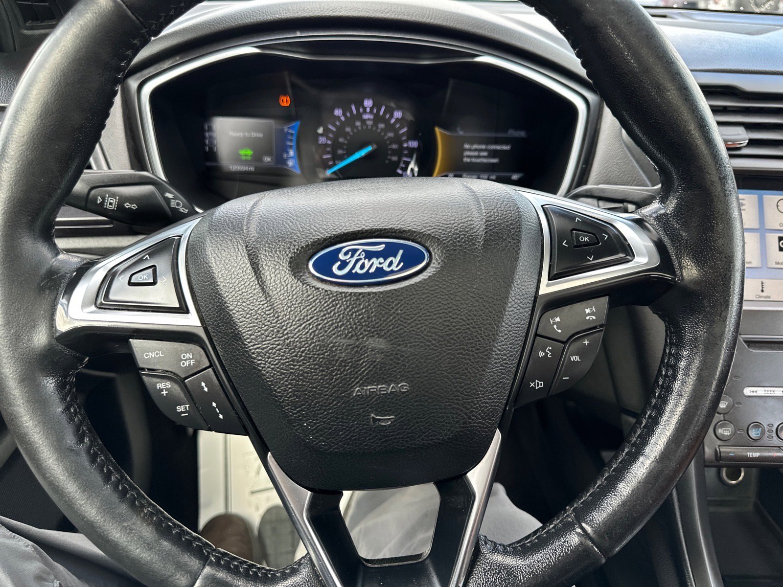Used 2019 Ford Fusion Titanium FWD image 21