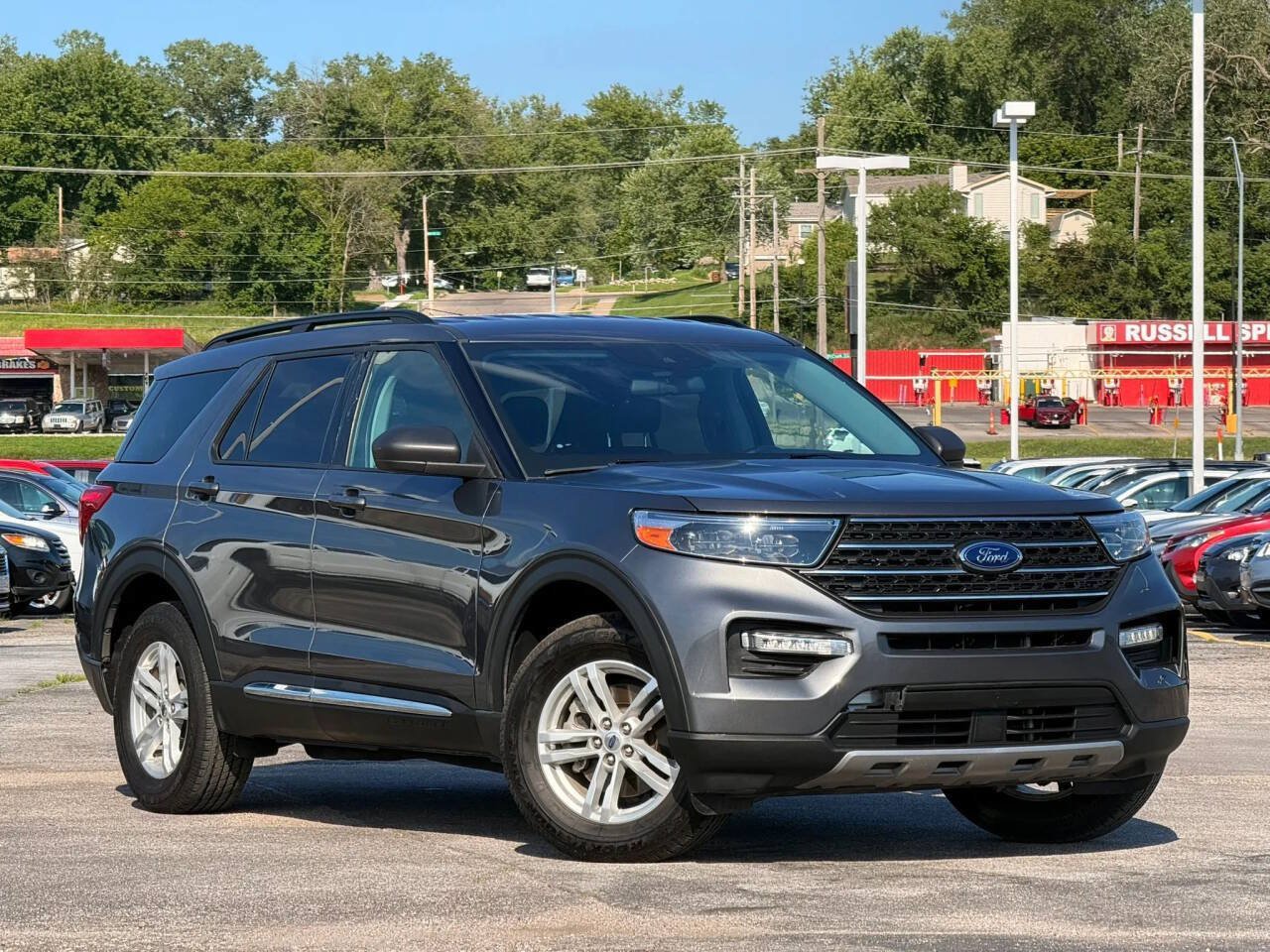 Used 2022 Ford Explorer XLT w/ Equipment Group 202A AWD/4WD image 1
