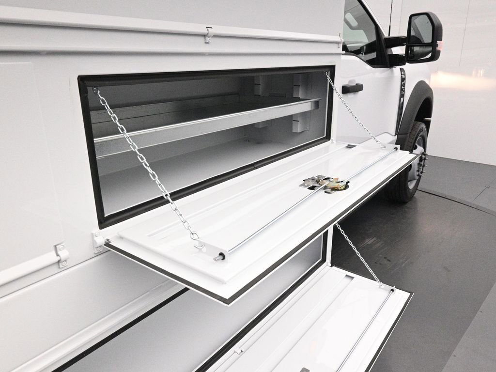 New 2025 Ford F450 XL w/ XL Chrome Package image 25