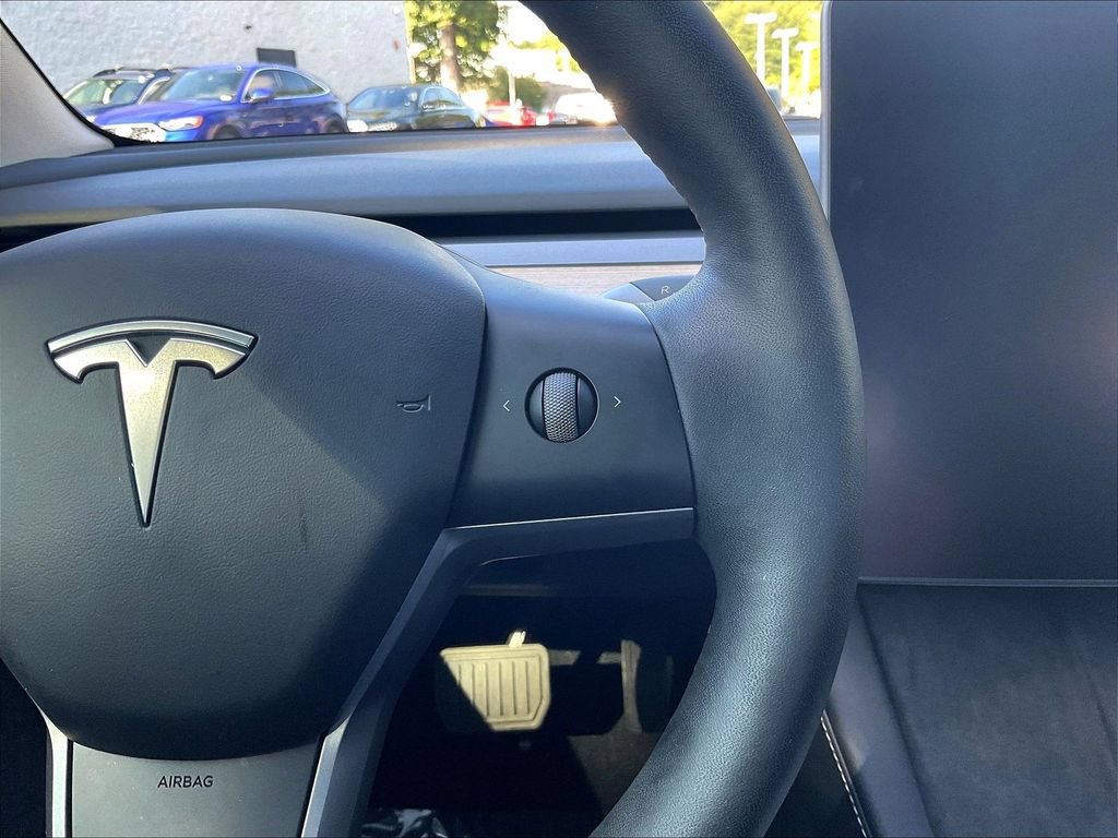 Used 2023 Tesla Model 3 Standard Range RWD image 12