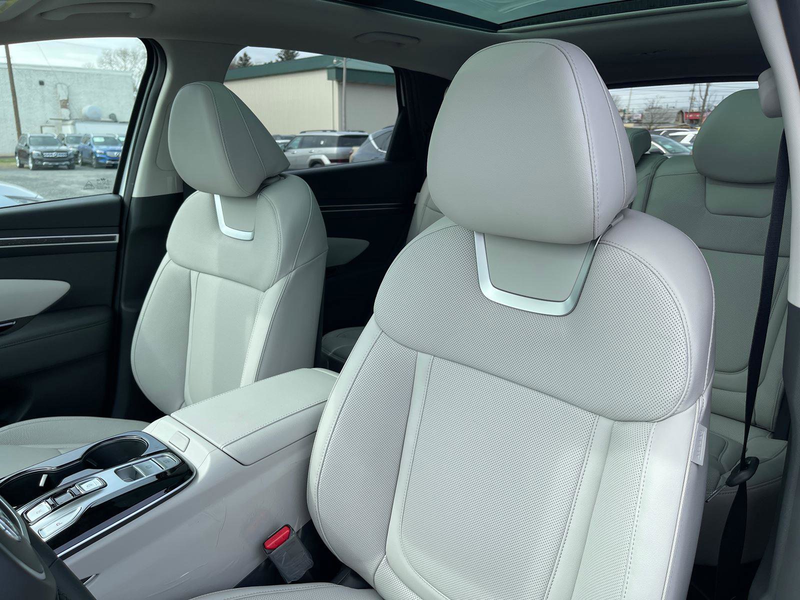 Certified 2024 Hyundai Tucson Limited image 12