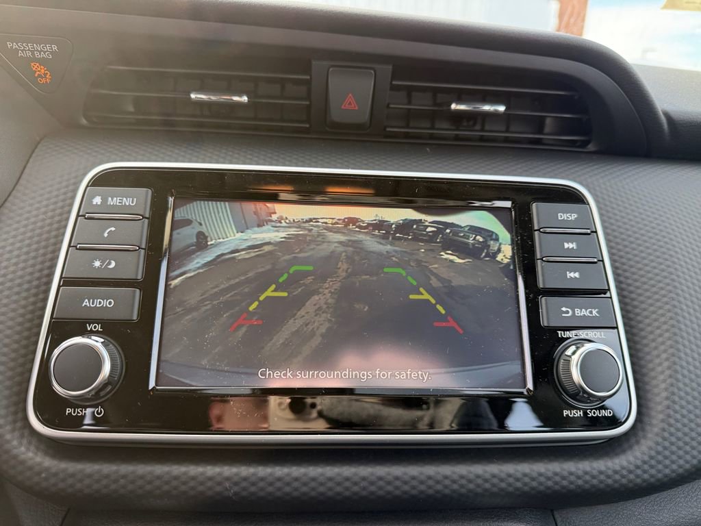 New 2025 Nissan Kicks S image 18