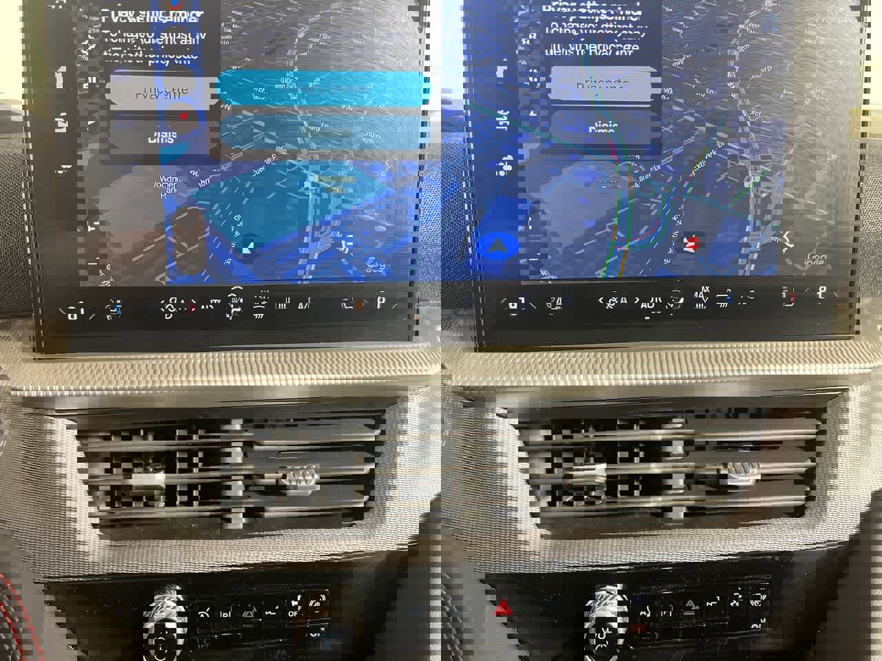 Used 2025 Ford Explorer ST-Line image 21