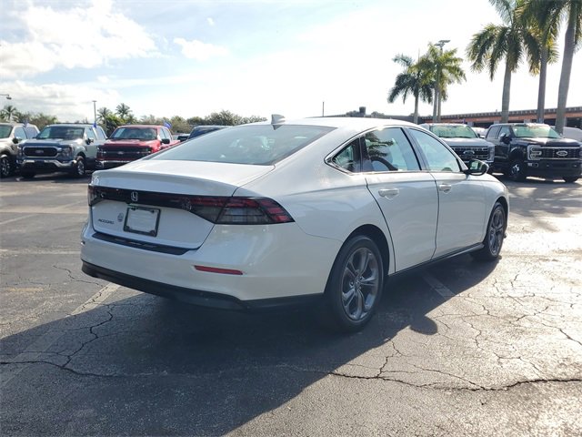 Used 2024 Honda Accord EX image 3