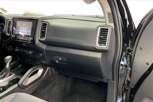 Used 2022 Nissan Frontier SV AWD/4WD image 15
