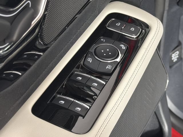 New 2026 Lincoln Aviator 2WD image 13