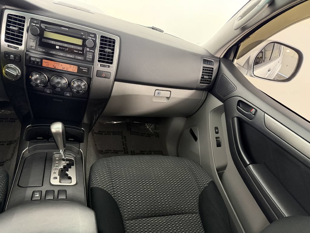 Used 2007 Toyota 4Runner Sport AWD/4WD image 14