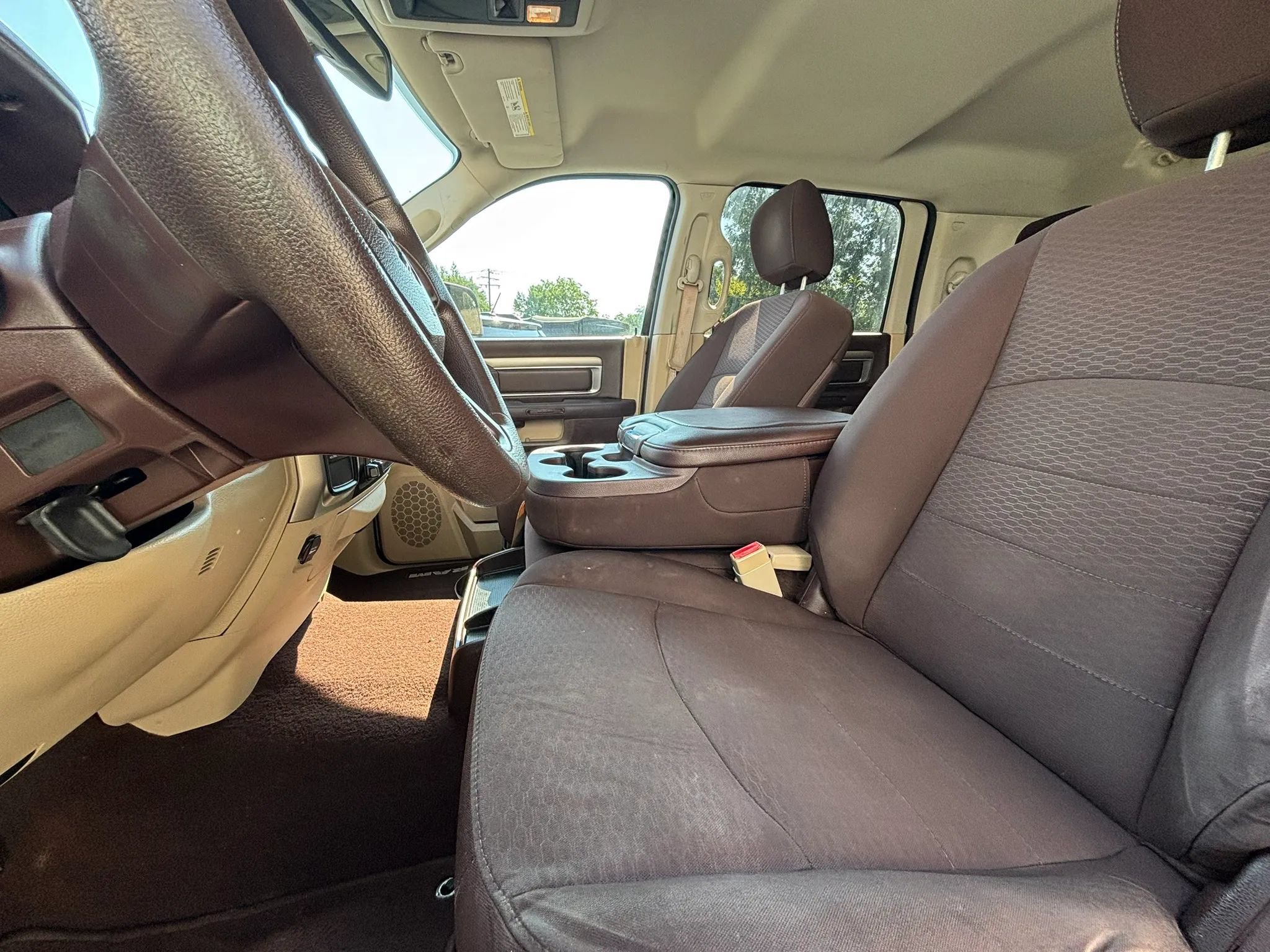 Used 2014 RAM 2500 SLT AWD/4WD image 22