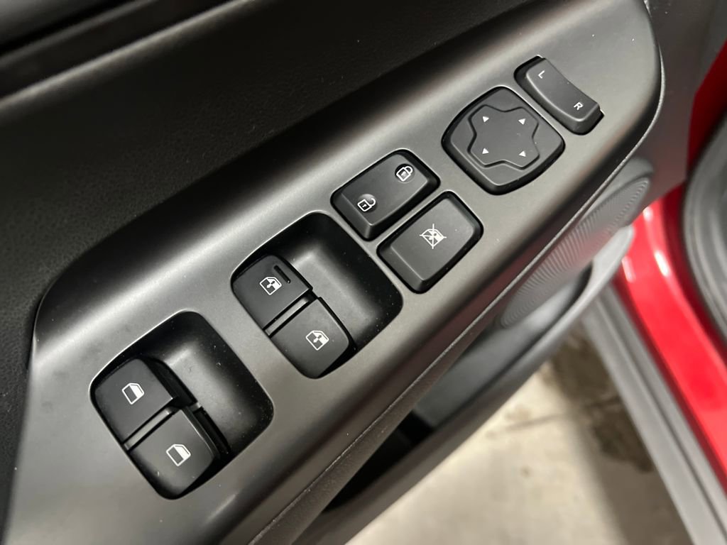 Used 2020 Hyundai Kona SEL Plus image 11