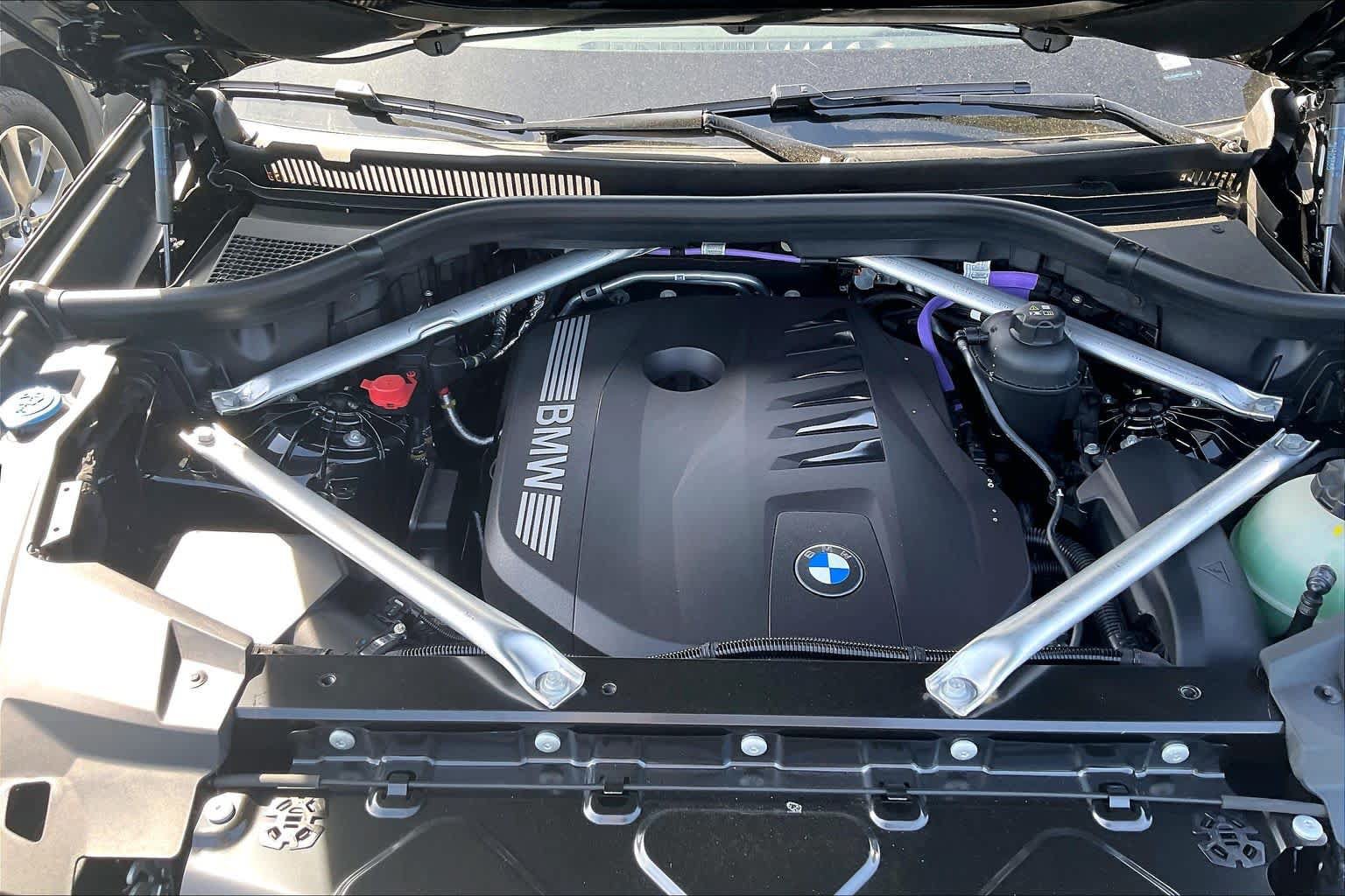New 2026 BMW X5 xDrive40i AWD/4WD image 16