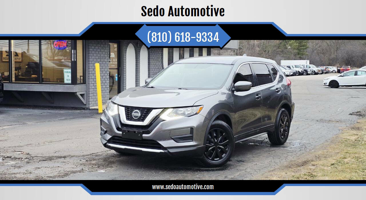 Used 2018 Nissan Rogue SV image 1