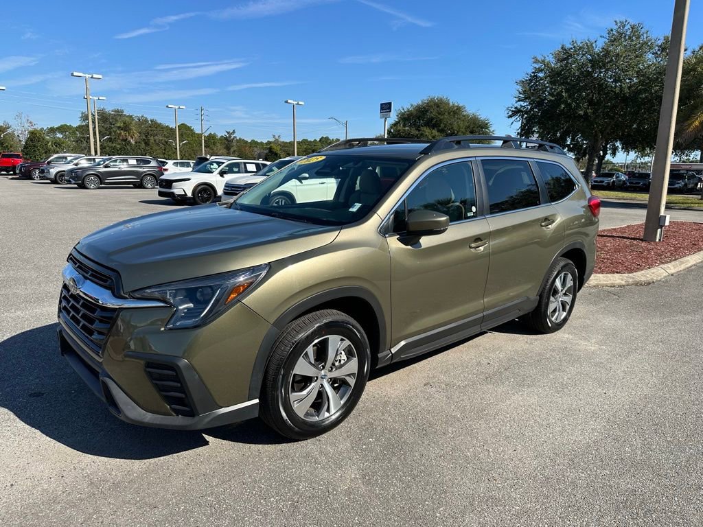 Used 2025 Subaru Ascent Premium image 17