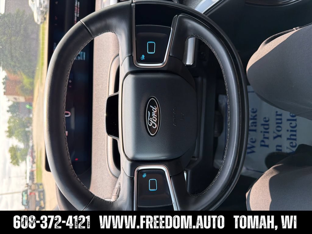 Used 2025 Ford Expedition Tremor AWD/4WD image 13