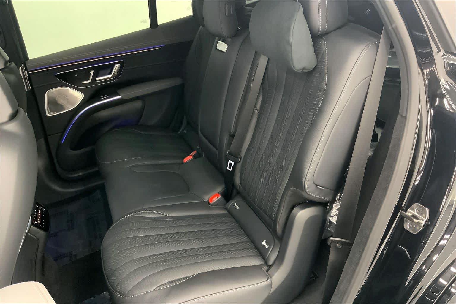New 2027 Mercedes-Benz EQS 400 4MATIC SUV image 6