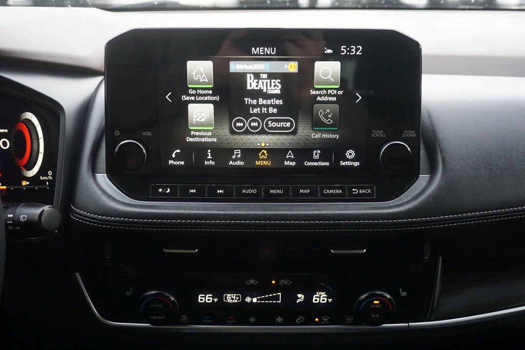 Used 2021 Nissan Rogue Platinum image 15