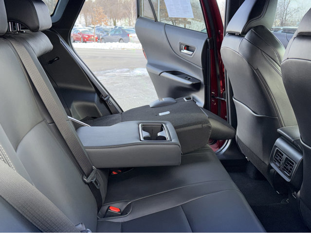 Used 2024 Toyota Venza XLE image 29