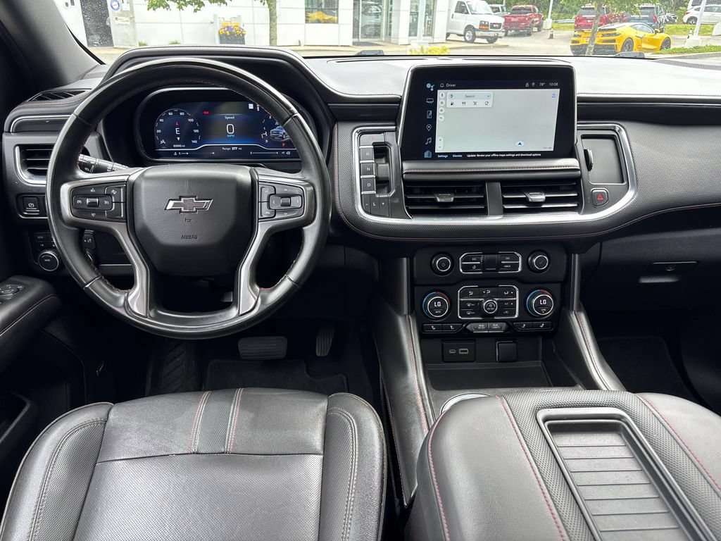 Used 2023 Chevrolet Suburban RST AWD/4WD image 9
